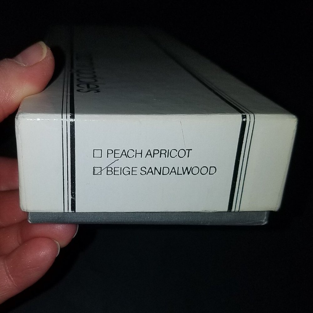 VTG Bloomingdale's Scented Beige Sandalwood 3 Cakes Soap NEW OLD STOCK in box - Picture 5 of 9